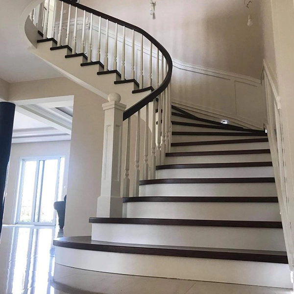 Schody realizacja pracowni stolarskiej Meb First Class